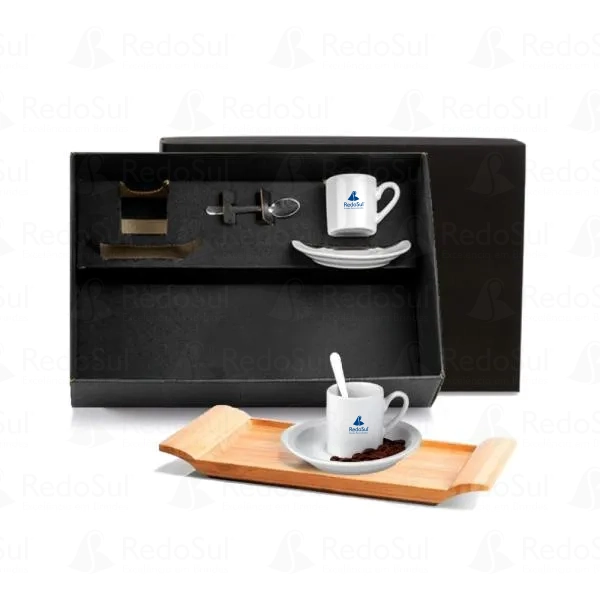Kit personalizado para cafézinho com bandeja e 7 peças